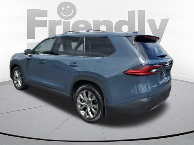Used 2025 Toyota Grand Highlander AWD Hybrid image 3