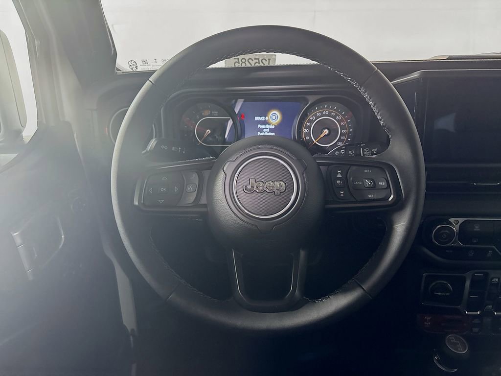 New 2025 Jeep Wrangler Unlimited Rubicon image 14