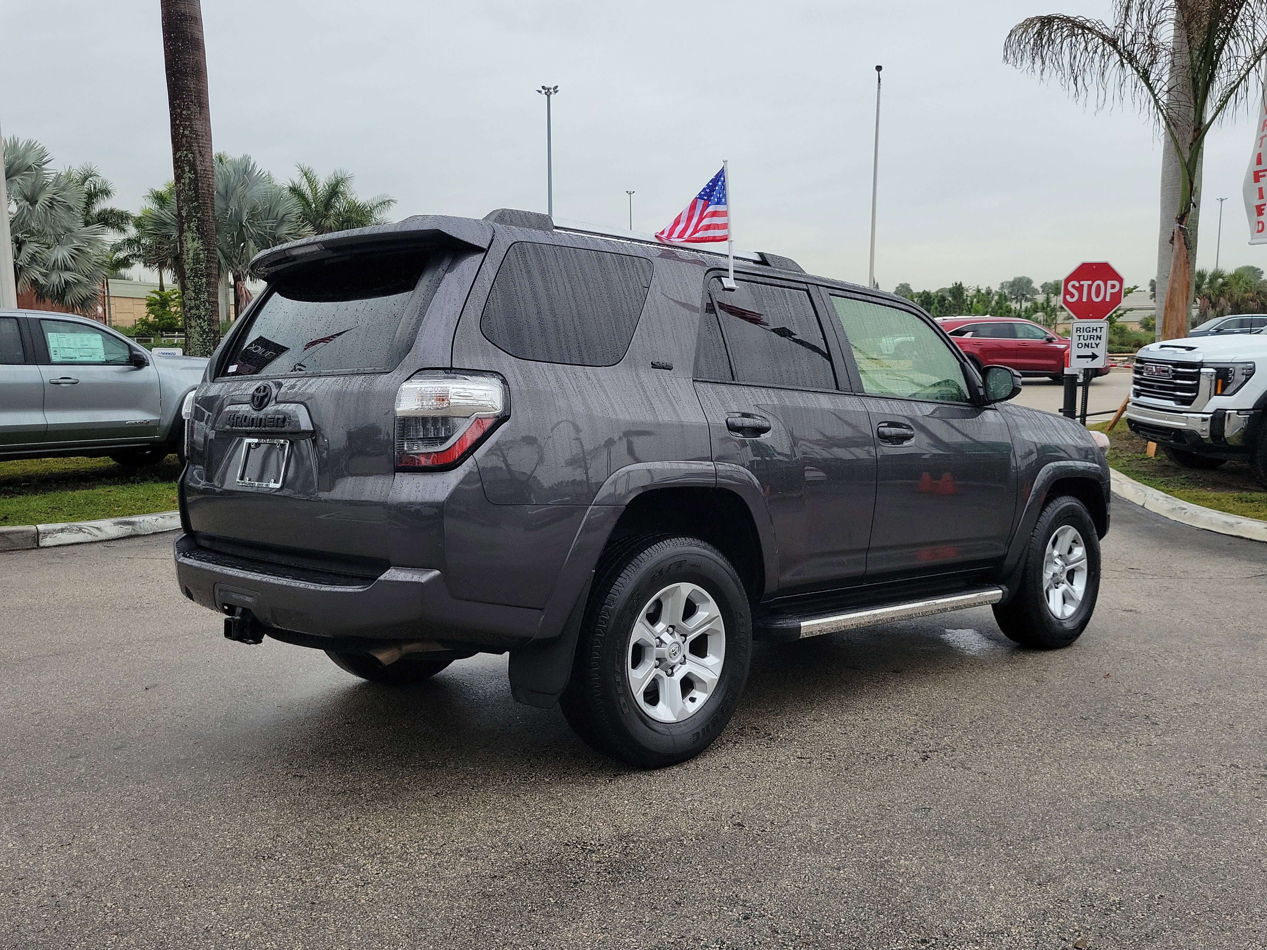 Used 2023 Toyota 4Runner SR5 image 5