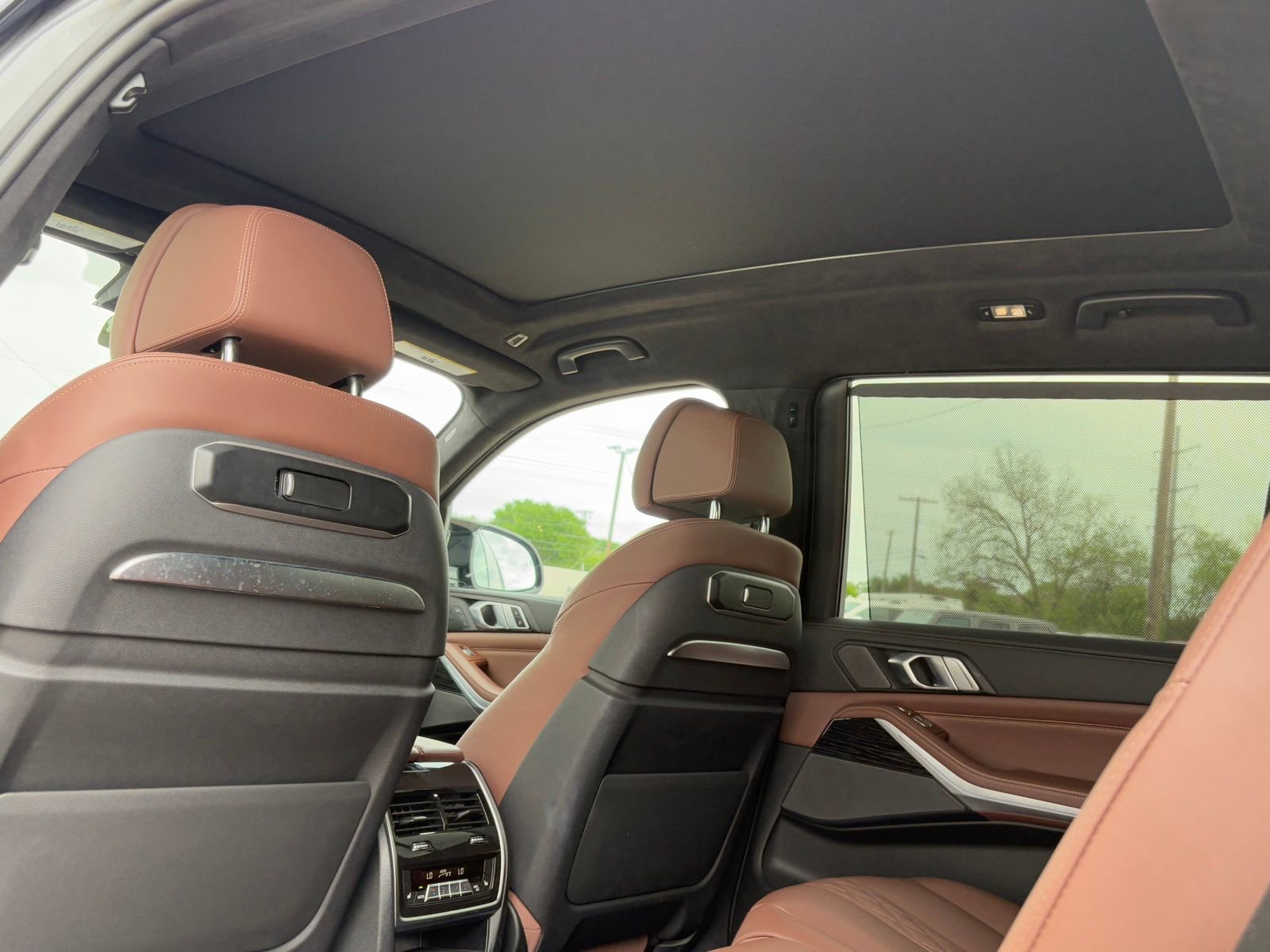 Used 2023 BMW X7 M60i w/ Executive Package AWD/4WD image 42