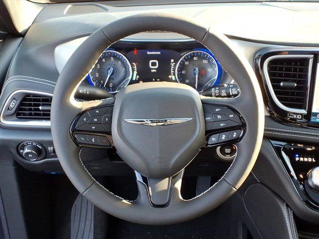 New 2026 Chrysler Pacifica Limited w/ S Appearance Package image 11