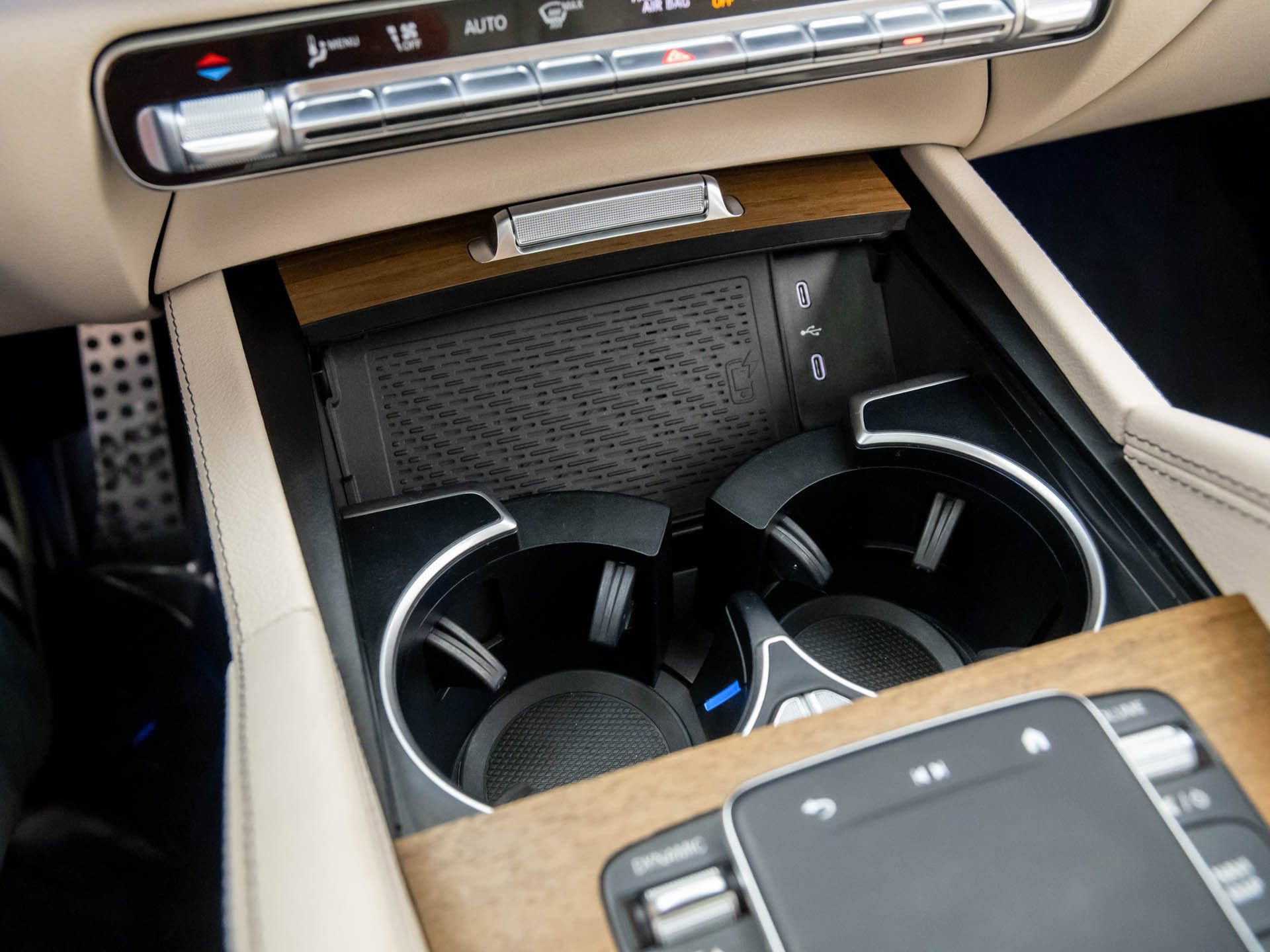 Used 2025 Mercedes-Benz GLS 450 4MATIC image 25