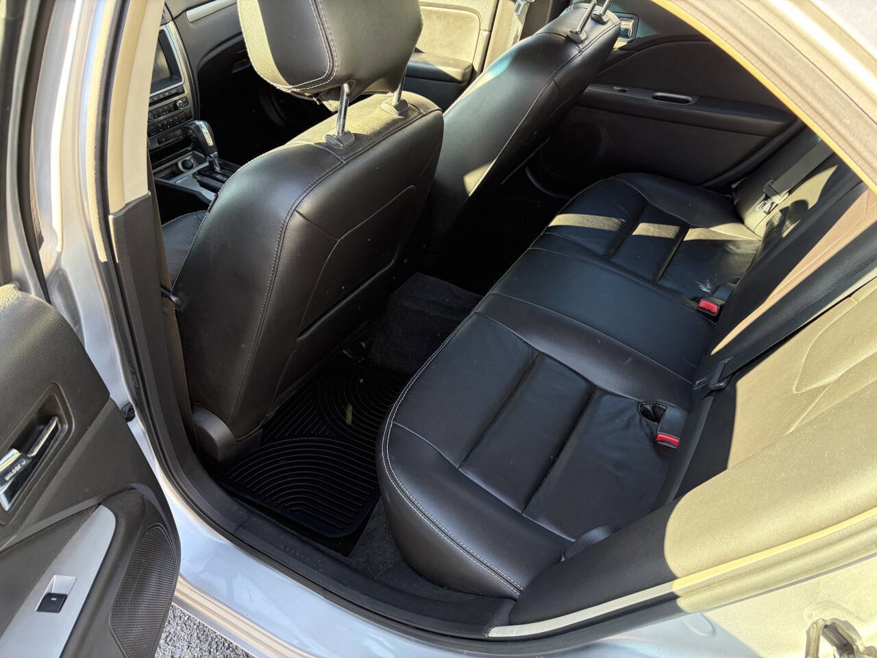 Used 2012 Ford Fusion SEL image 11
