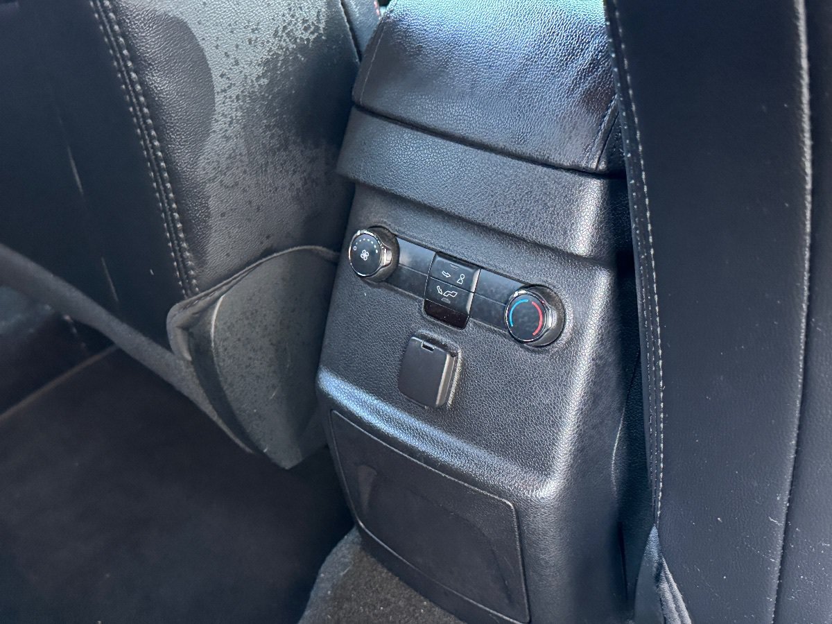 Used 2019 Ford Explorer XLT w/ Equipment Group 202A FWD image 21