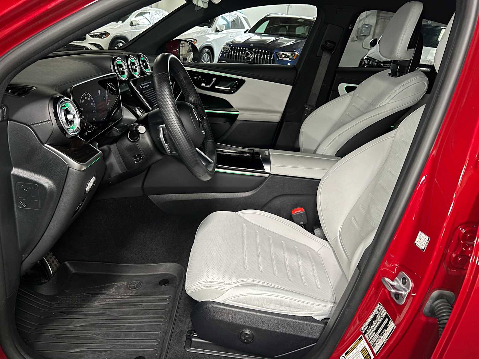 Certified 2025 Mercedes-Benz GLC 300 4MATIC image 21