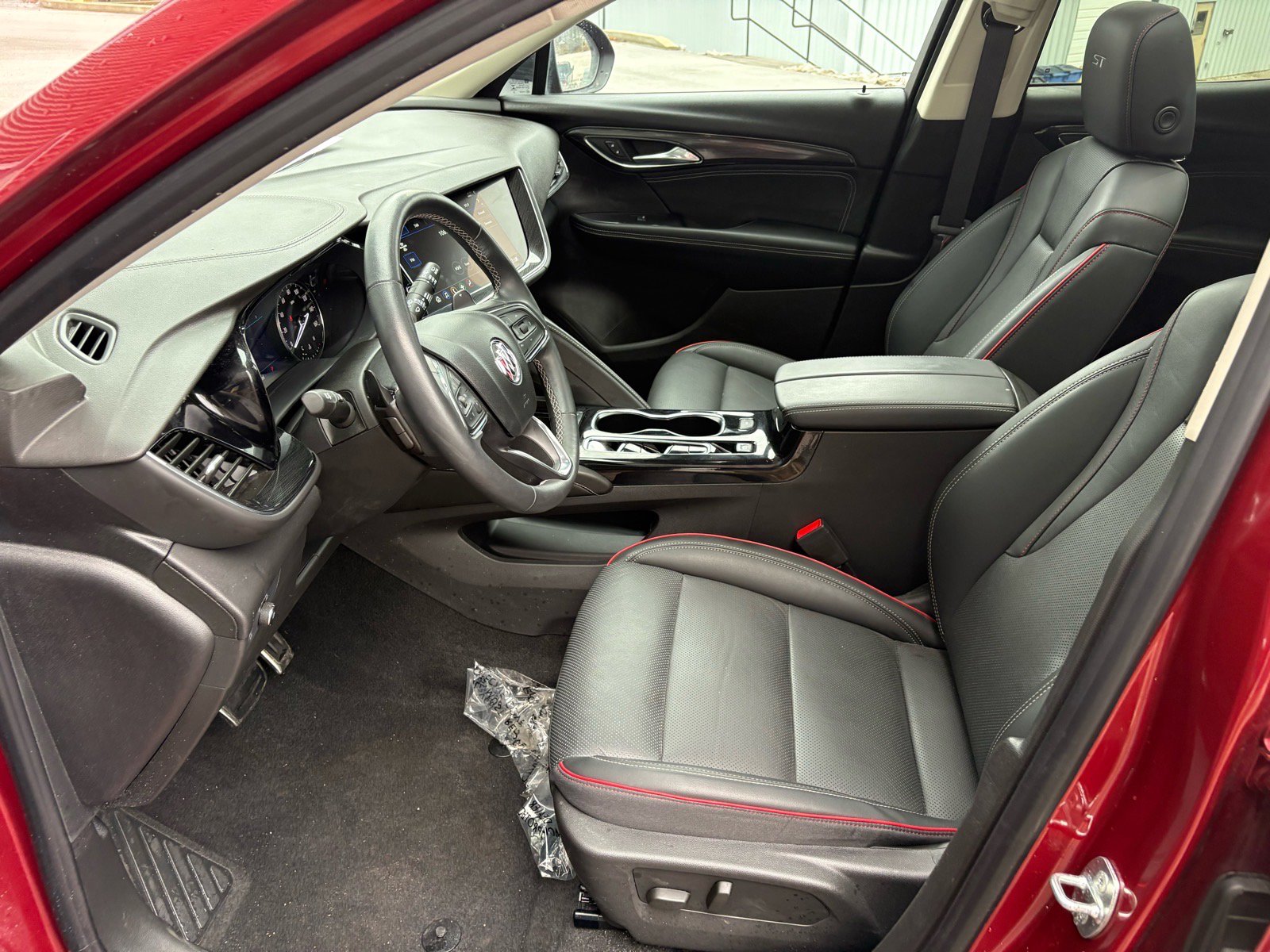 Used 2022 Buick Envision Essence w/ Sport Touring Package image 30