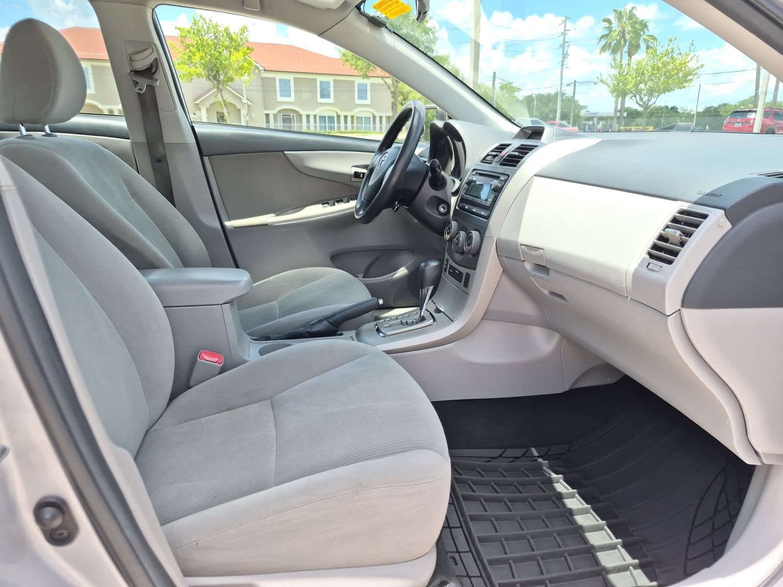 Used 2012 Toyota Corolla LE FWD image 20