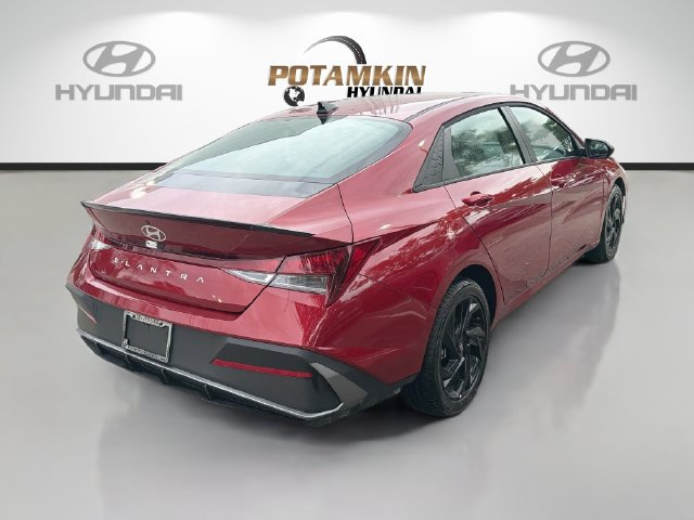 Certified 2026 Hyundai Elantra Sport FWD image 6