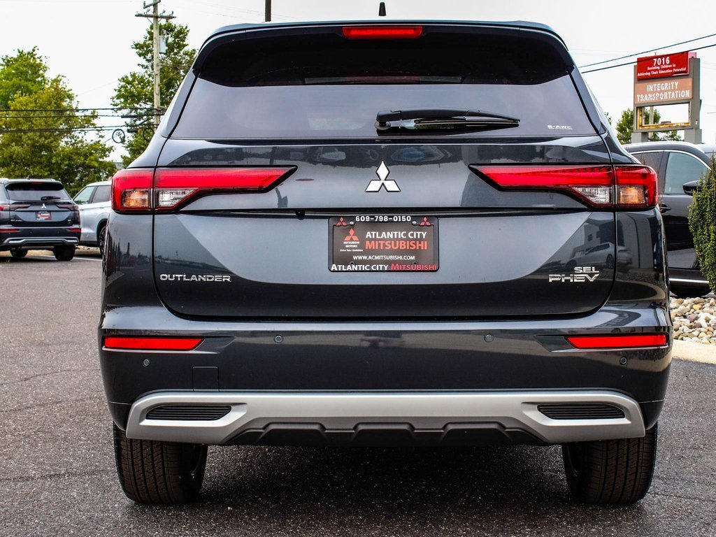New 2025 Mitsubishi Outlander SEL image 5