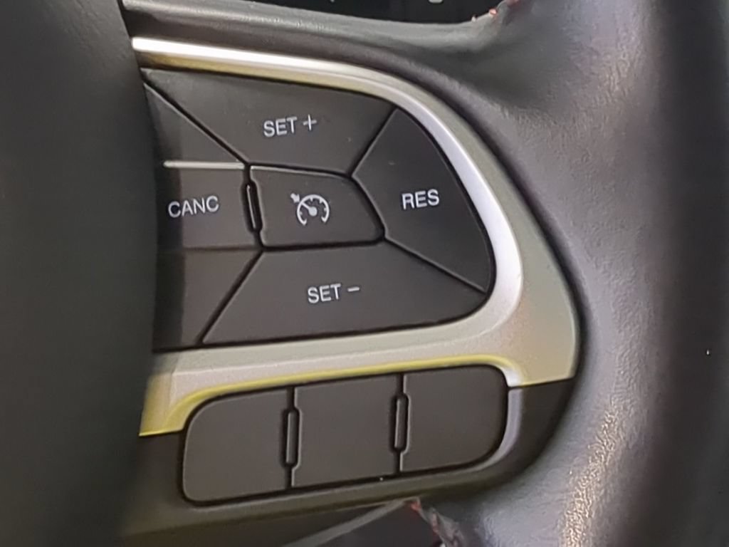 Used 2020 Jeep Compass Limited AWD/4WD image 29