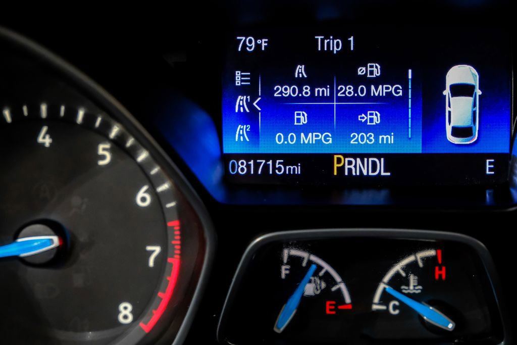Used 2017 Ford Focus SE FWD image 19