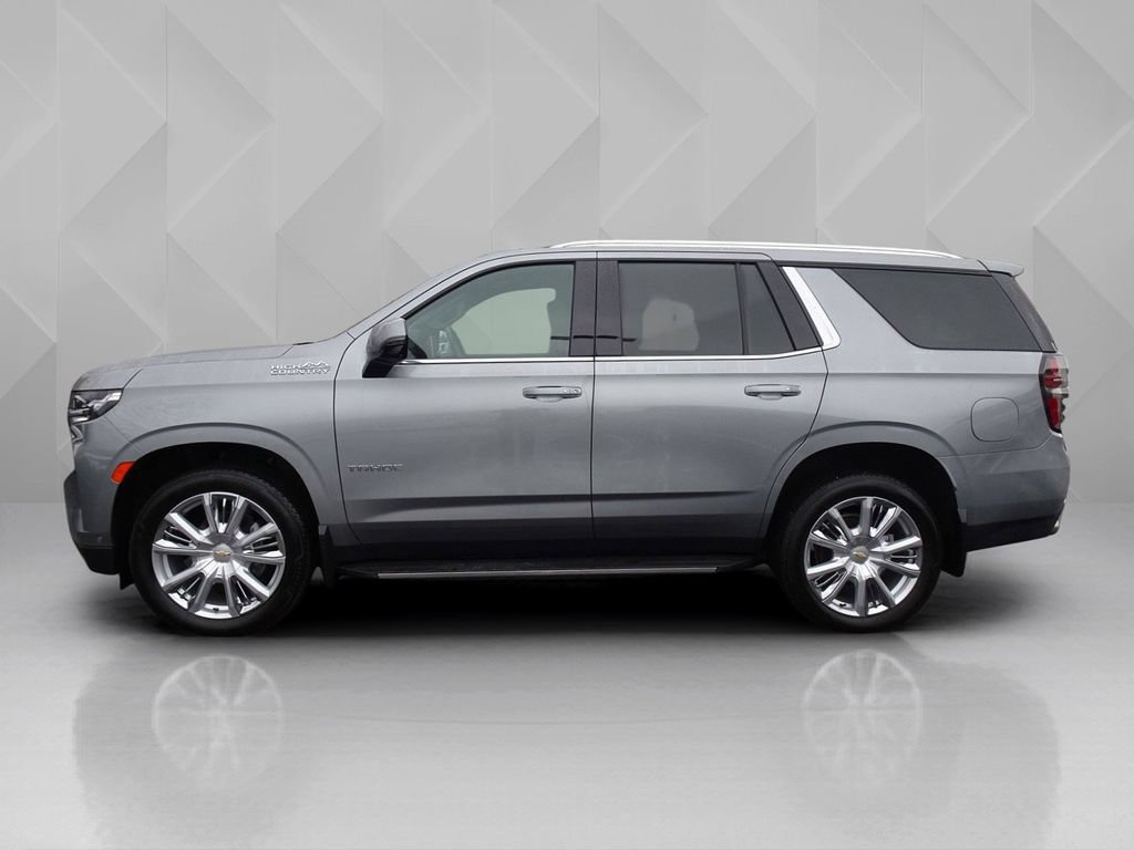Used 2023 Chevrolet Tahoe High Country w/ Advanced Technology Package AWD/4WD image 2