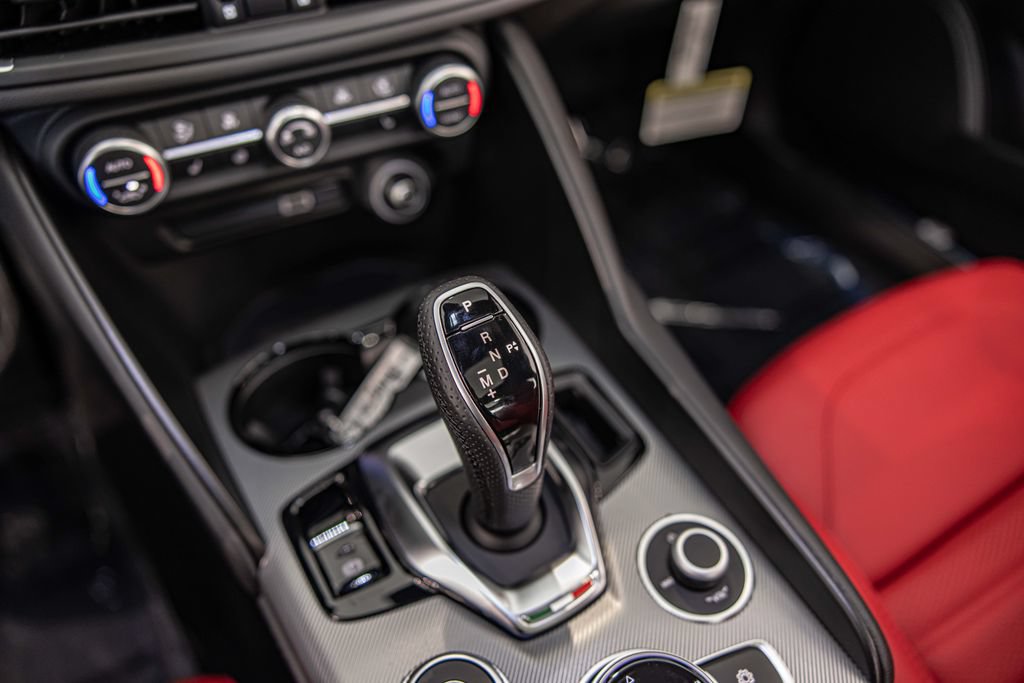 New 2026 Alfa Romeo Giulia AWD w/ Driving Assist Package image 29