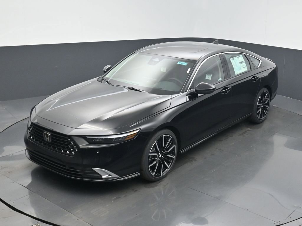 New 2026 Honda Accord Touring image 9