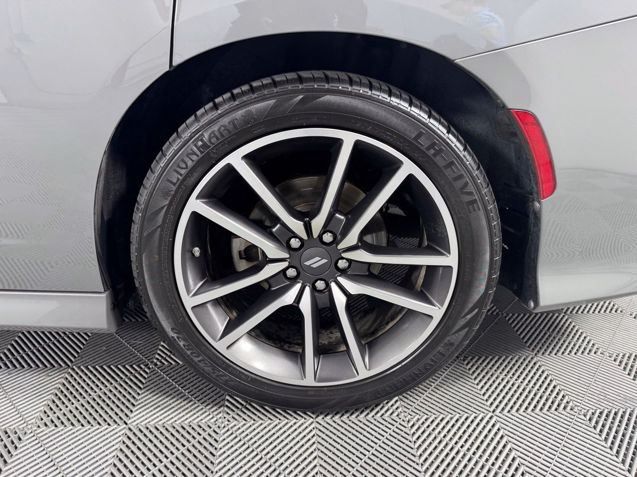 Used 2023 Dodge Charger R/T w/ Harman/Kardon Audio Group RWD image 30
