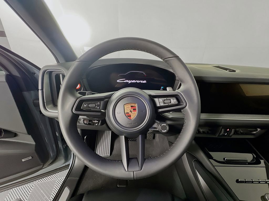 New 2026 Porsche Cayenne image 12
