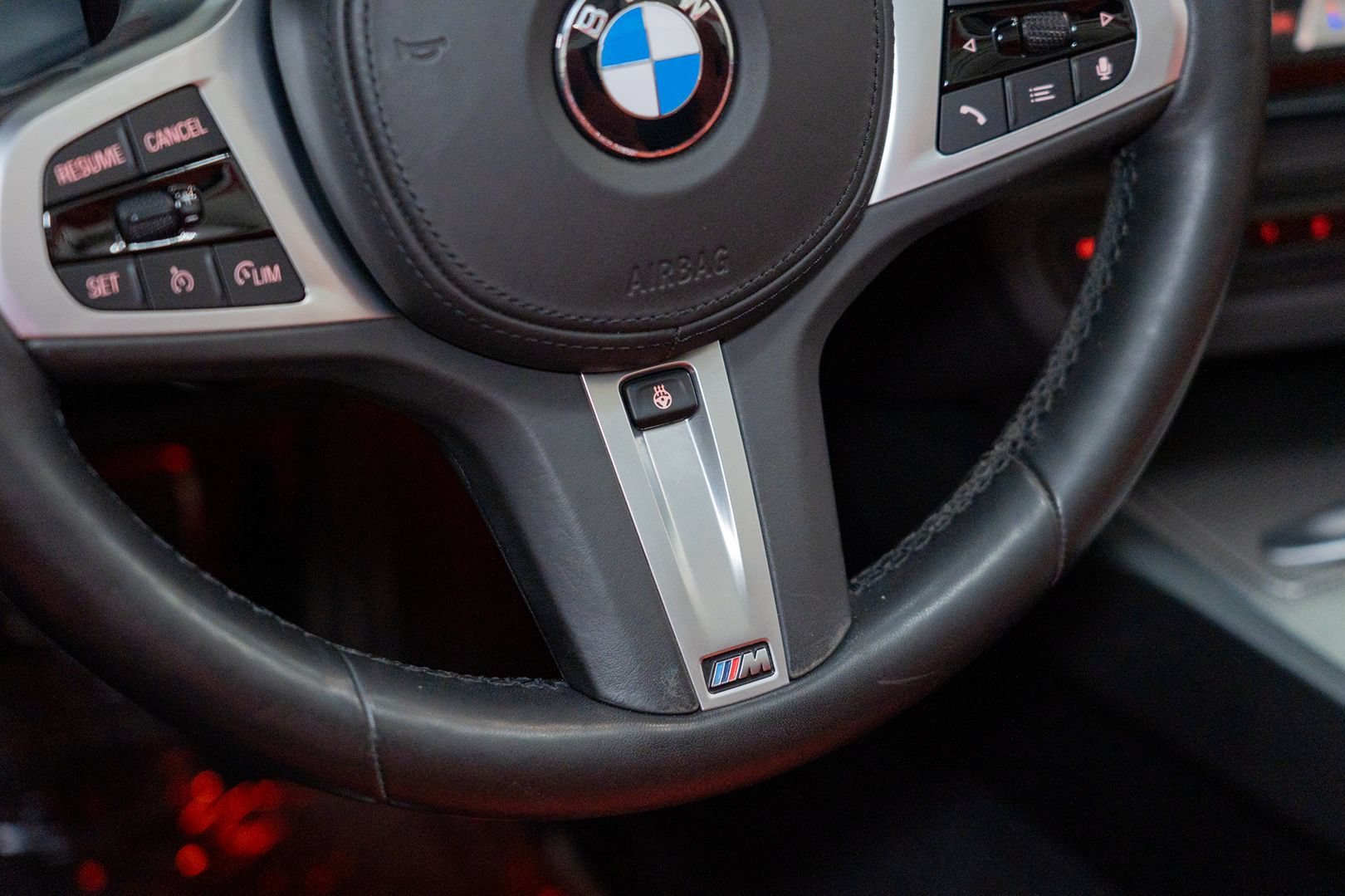 Used 2020 BMW Z4 M40i w/ Executive Package RWD image 30