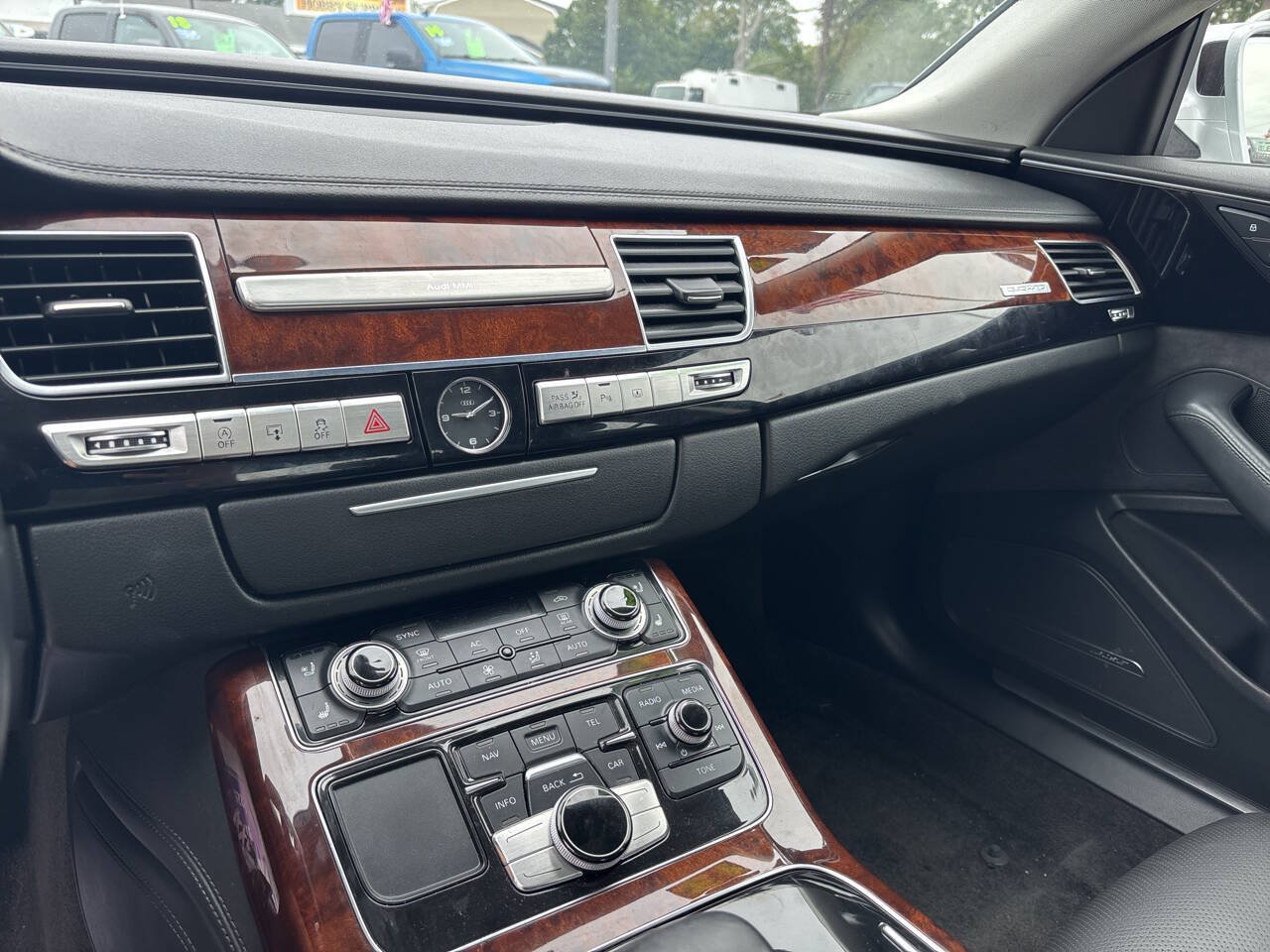 Used 2013 Audi A8 L 3.0T AWD/4WD image 21