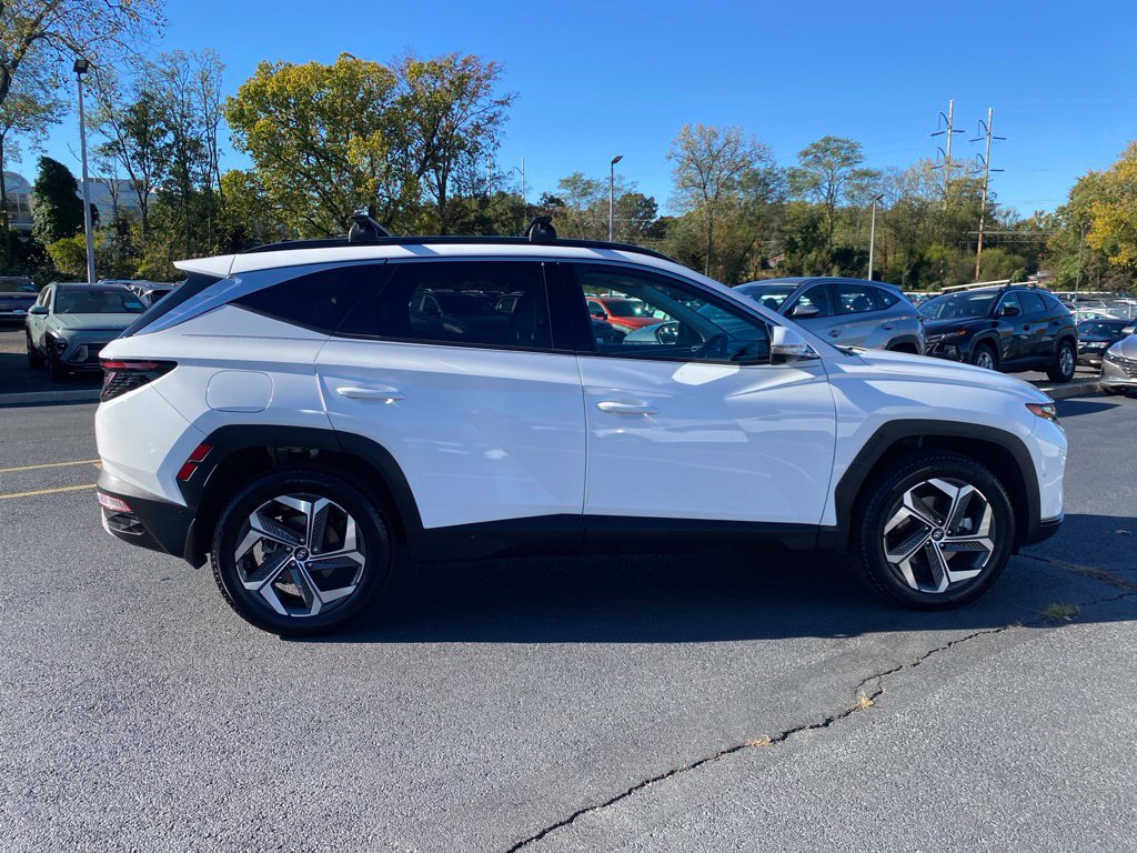 Certified 2024 Hyundai Tucson Limited AWD/4WD image 2