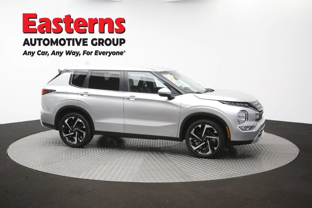 Used 2024 Mitsubishi Outlander SE FWD image 49