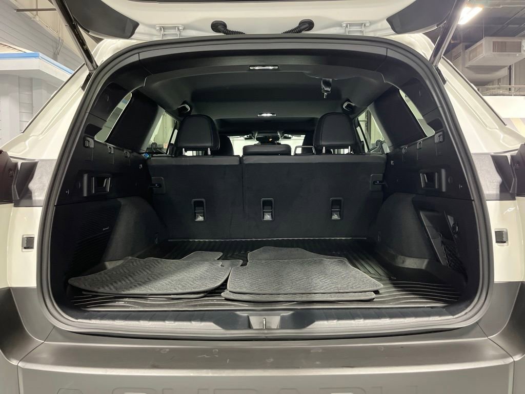 Certified 2026 Subaru Outback Limited AWD/4WD image 39