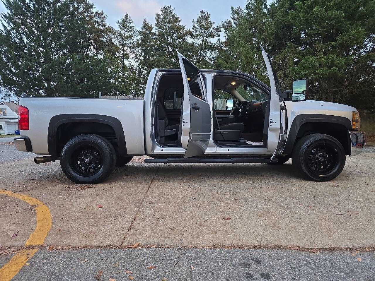 Used 2012 Chevrolet Silverado 1500 LT w/ All-Star Edition image 3