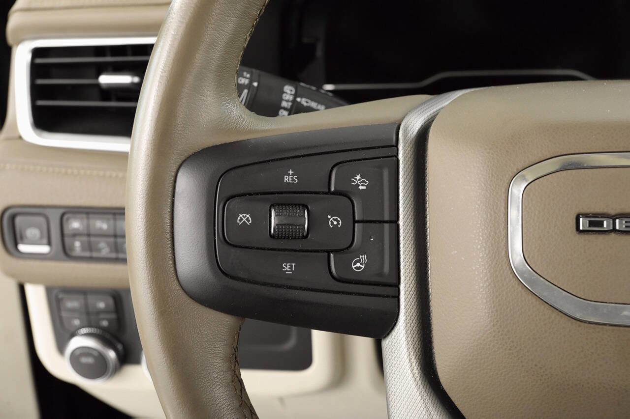 Used 2022 GMC Yukon XL Denali image 19