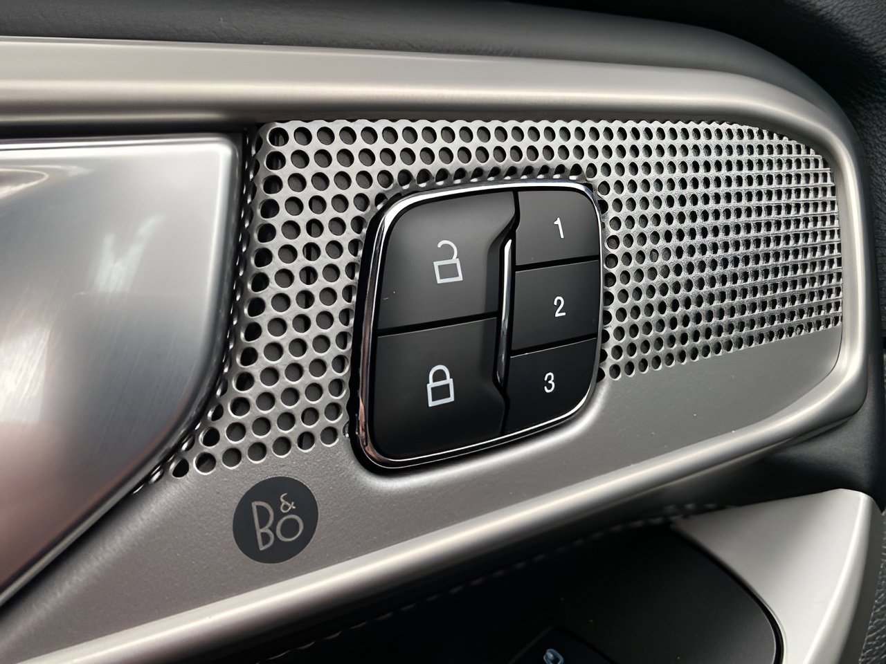 Used 2023 Ford Explorer Limited w/ Equipment Group 301A image 44