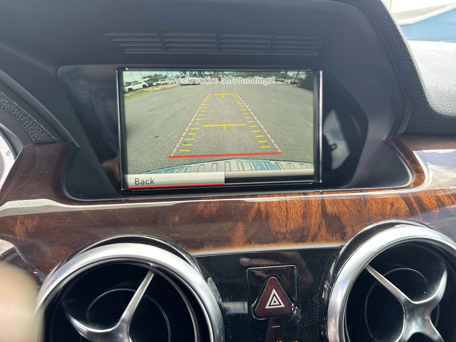 Used 2015 Mercedes-Benz GLK 350 4MATIC image 29