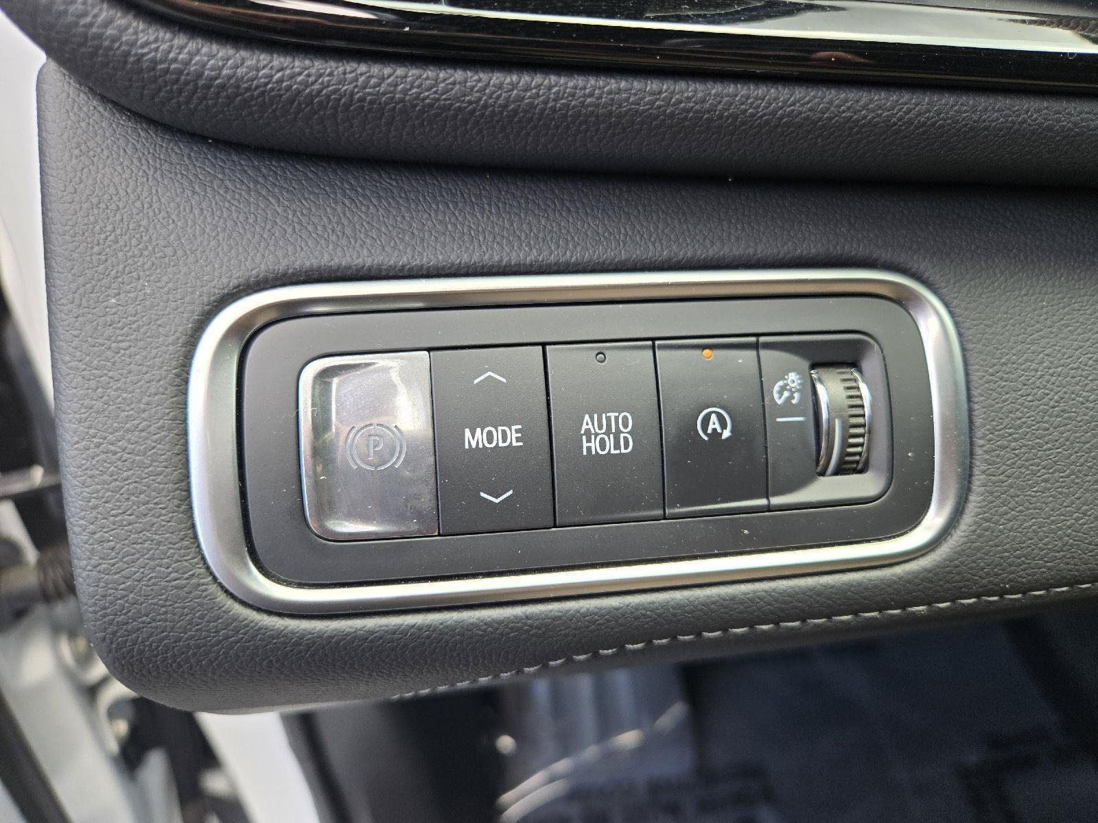 Used 2025 Buick Enclave Preferred FWD image 16