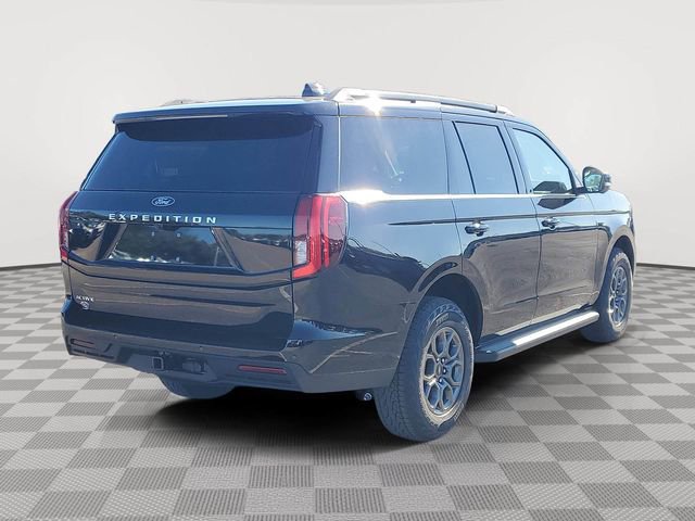 New 2026 Ford Expedition Active image 5