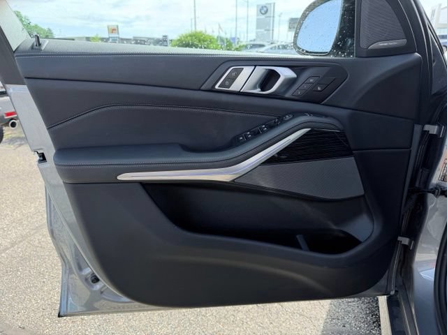 Certified 2025 BMW X5 M60i AWD/4WD image 16
