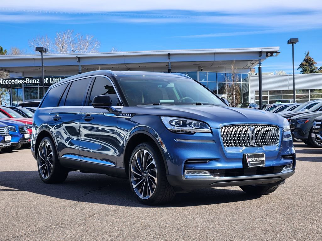 Used 2020 Lincoln Aviator Reserve w/ Equipment Group 202A image 3