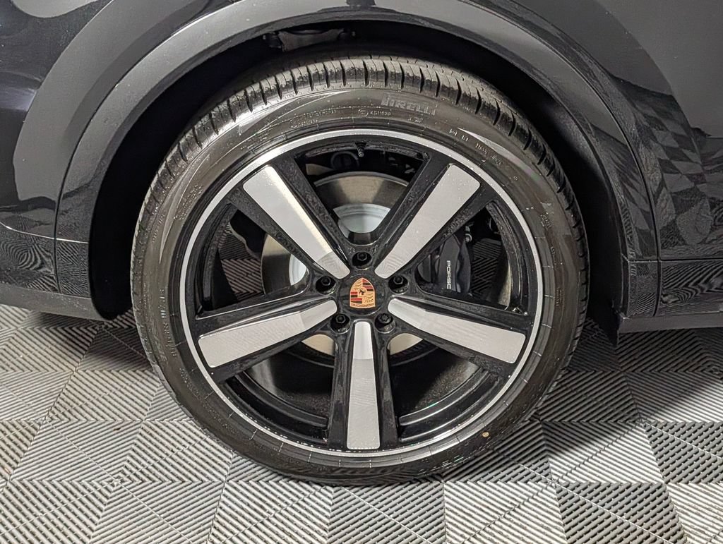 New 2026 Porsche Cayenne AWD/4WD image 13