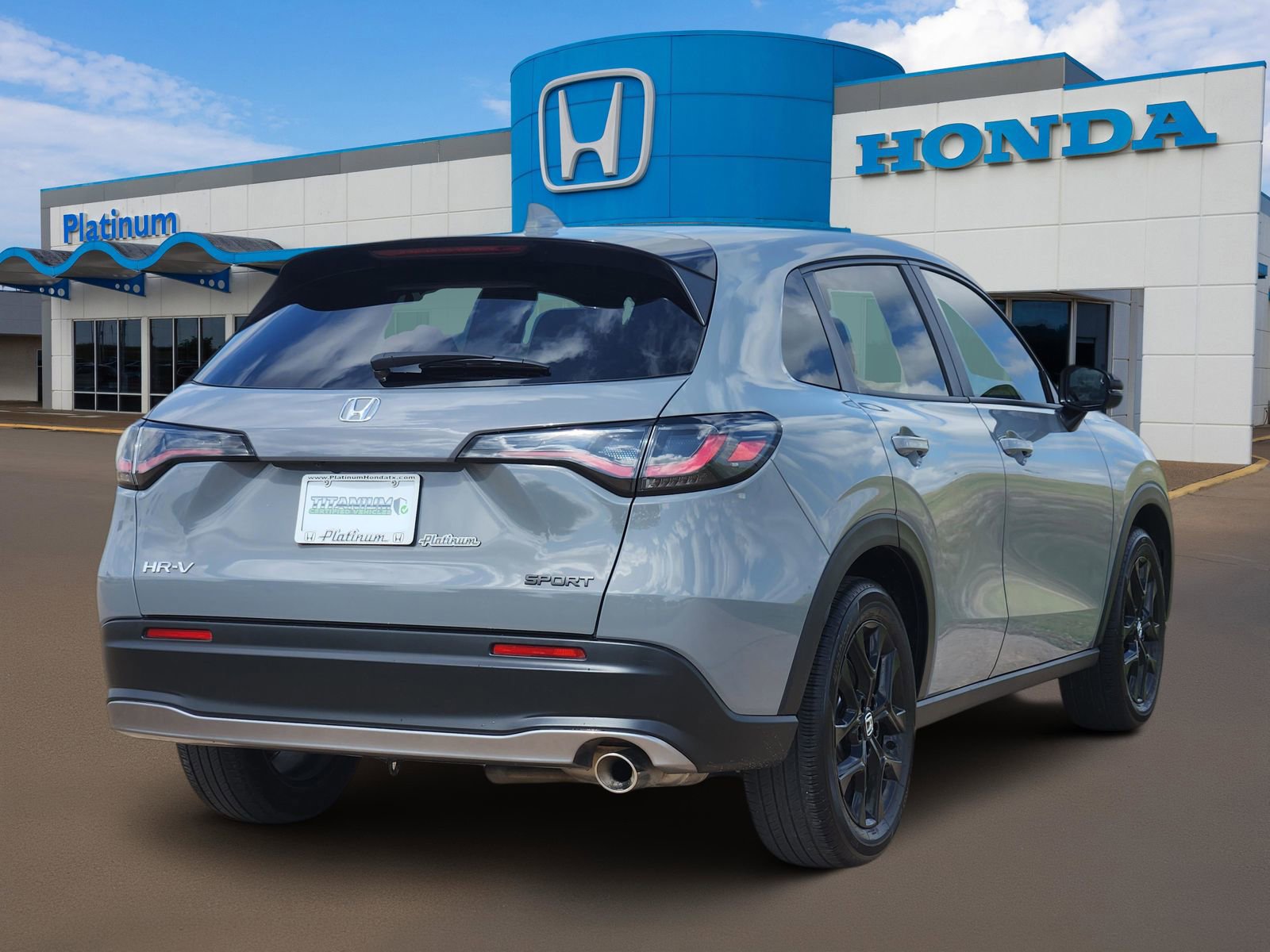 Used 2025 Honda HR-V Sport image 4