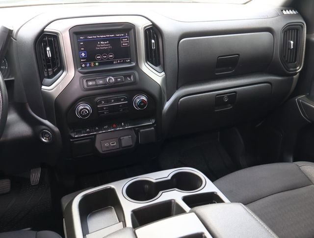 Used 2025 Chevrolet Silverado 1500 Custom image 12