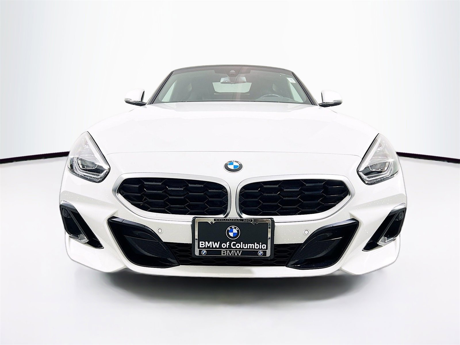 Used 2025 BMW Z4 sDrive30i image 2