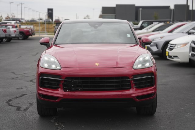 Used 2021 Porsche Cayenne Coupe image 3
