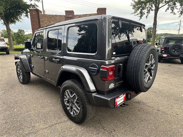 New 2025 Jeep Wrangler Sahara image 3