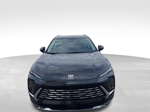 Used 2024 Buick Envision Preferred image 2