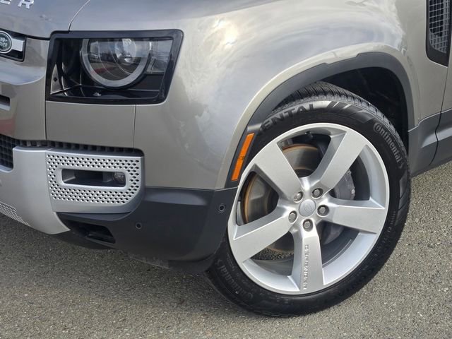 Used 2024 Land Rover Defender 110 SE image 9