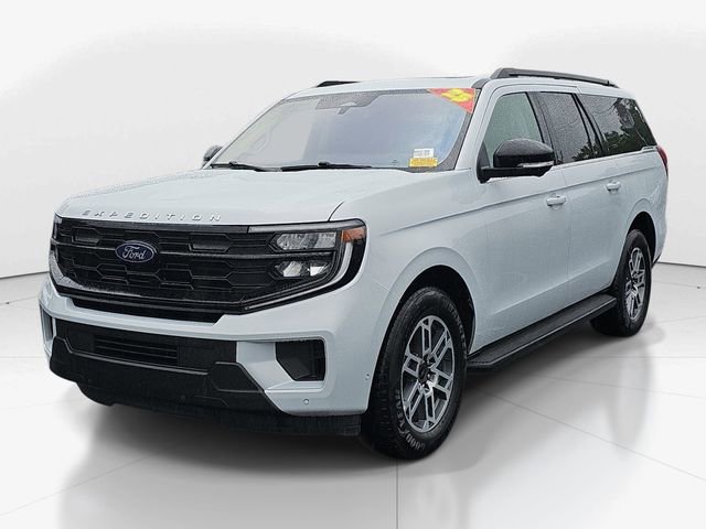Used 2025 Ford Expedition Max Active RWD image 7