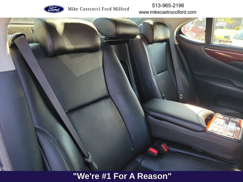 Used 2010 Lexus LS 460 L w/ Rear Seat Upgrade Pkg RWD image 24