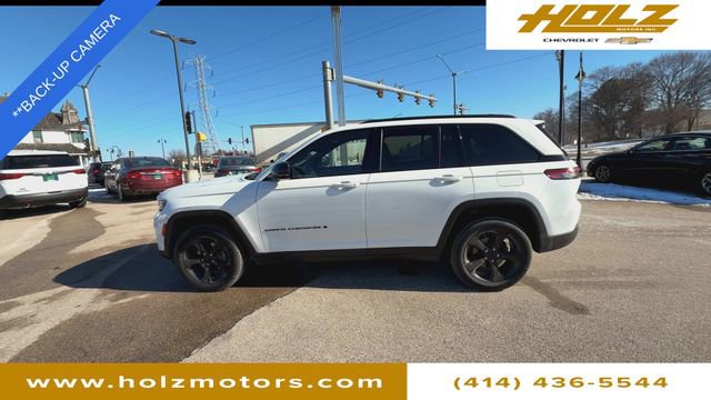 Used 2023 Jeep Grand Cherokee Altitude image 6