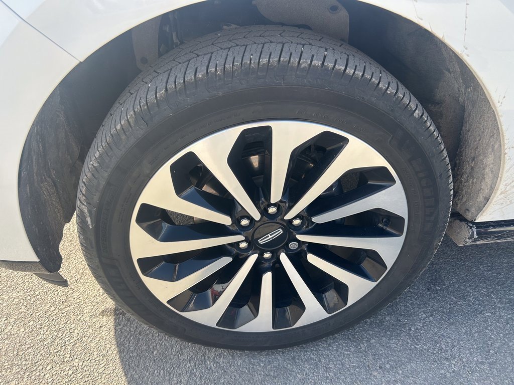 Used 2023 Lincoln Navigator Reserve image 40