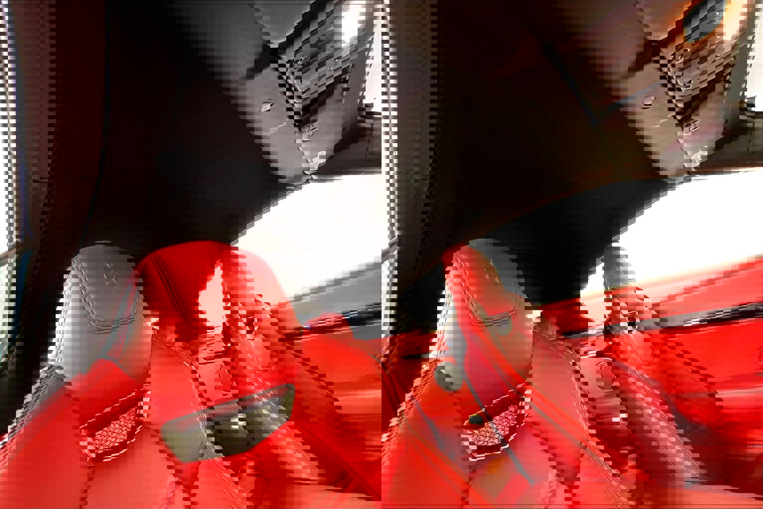 Used 2018 Maserati GranTurismo Convertible image 22