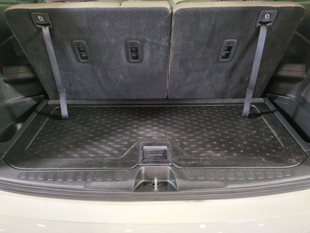 Used 2017 Honda Pilot Touring image 23