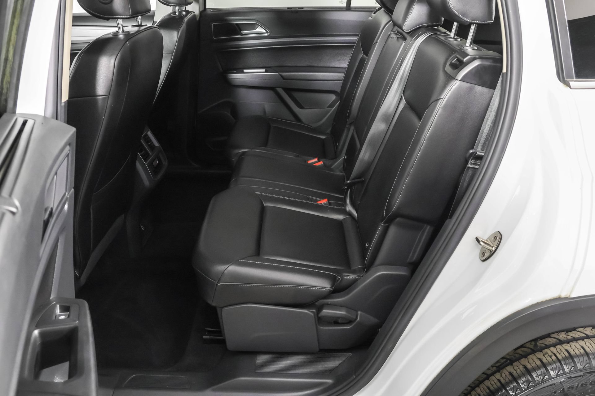 Used 2018 Volkswagen Atlas SE AWD/4WD image 34
