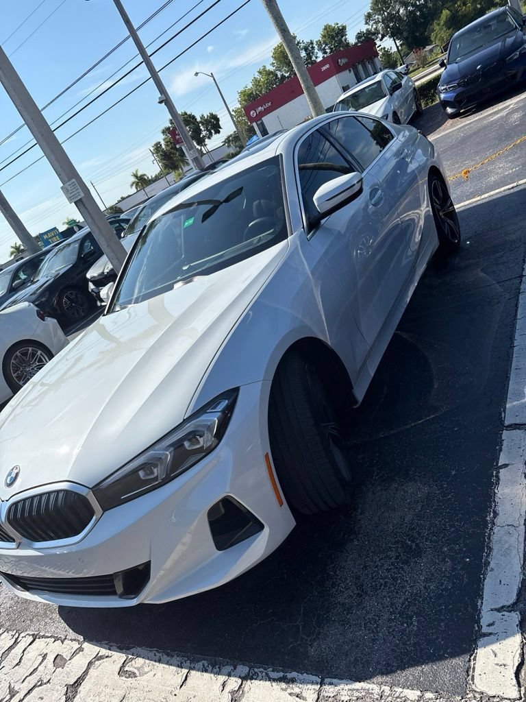 Certified 2024 BMW 330i Sedan w/ Premium Package RWD image 9