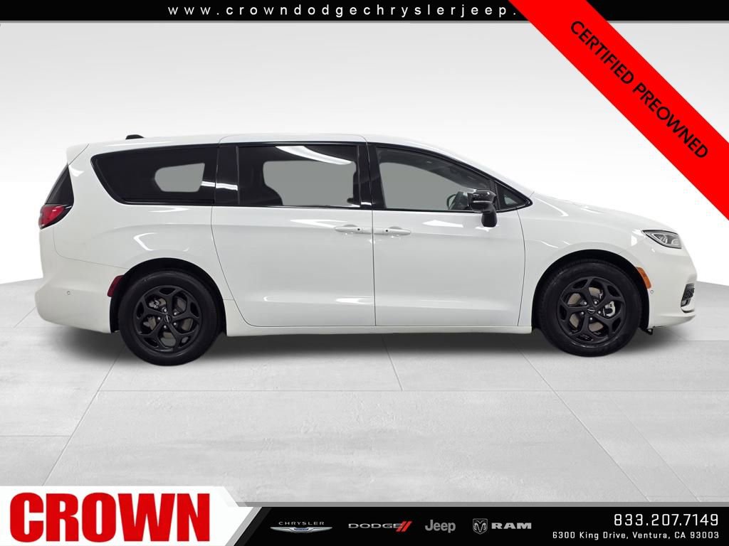 Certified 2024 Chrysler Pacifica Select image 8